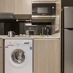 Sukhumvit Asok Modern Suite